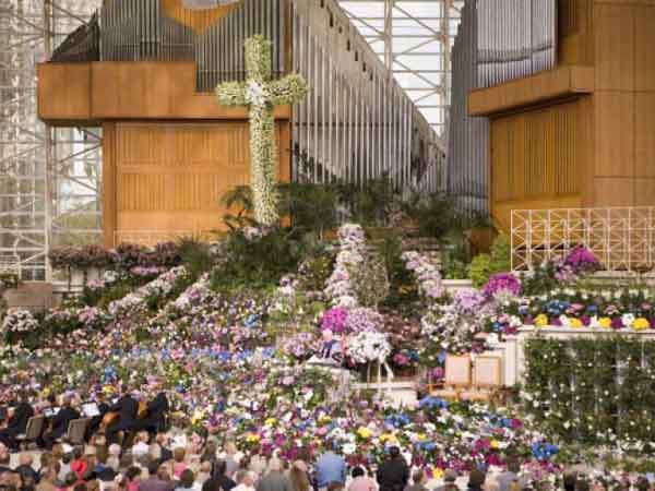 crystal cathedral flowers